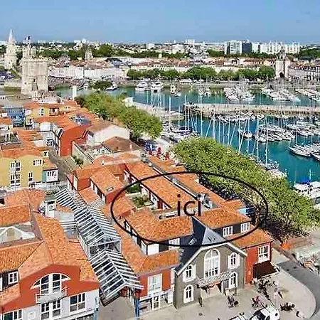 Vue Sur Le Vieux Port *